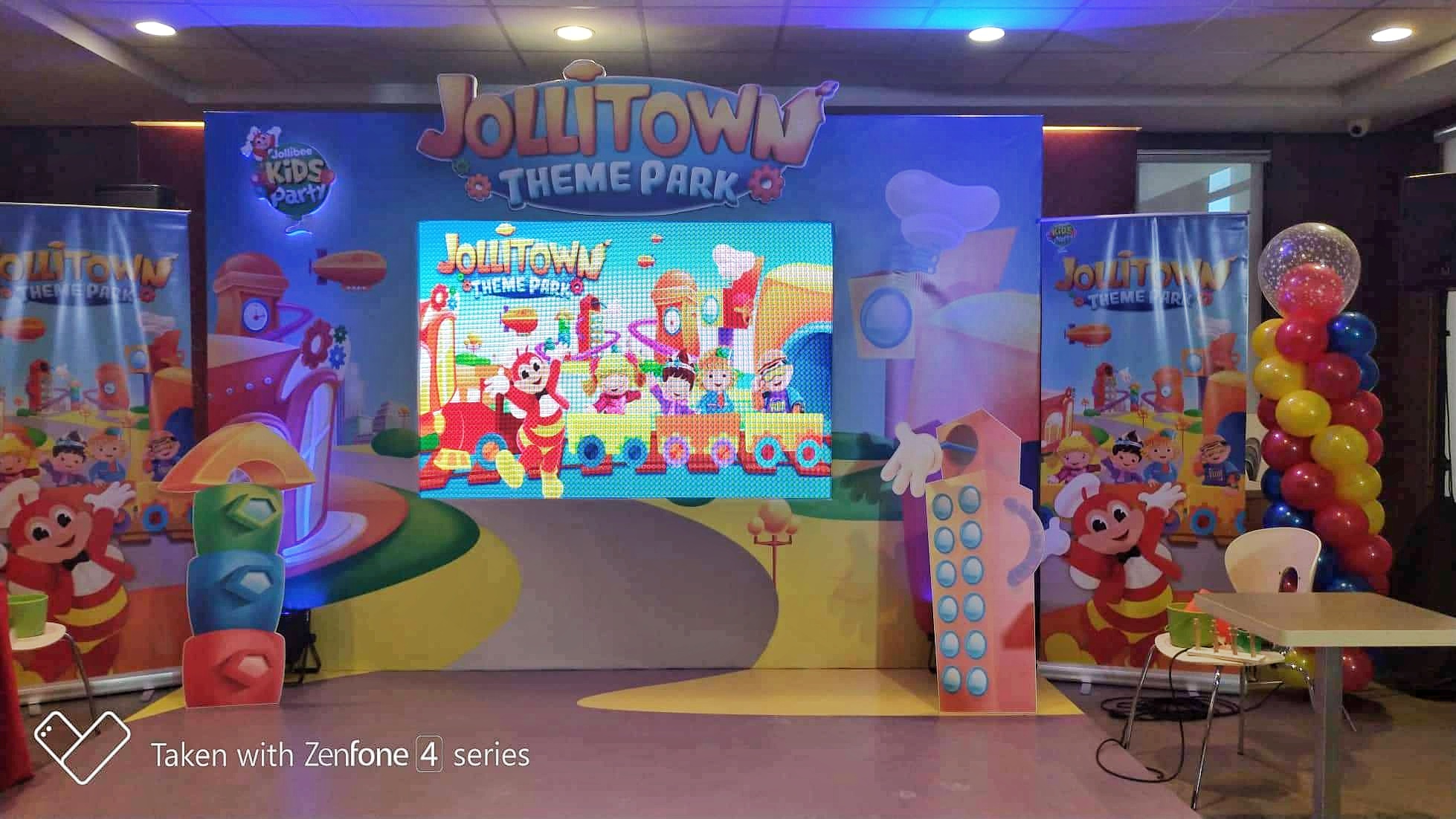 received_1397853580355962-01